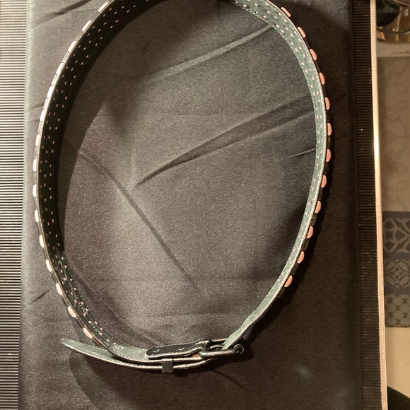 Pink & Black Checkerboard pattern on black leather Sz 42   47” length 1.5” Wide - Picture 4 of 8